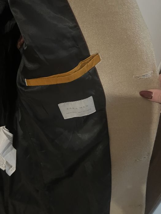 Elegancki Męski beżowy płaszcz Zara rozmiar S