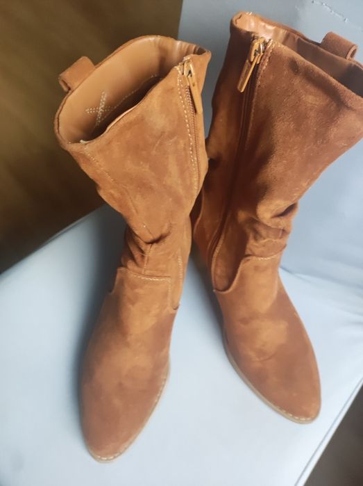 Buty kozaczki CCC .