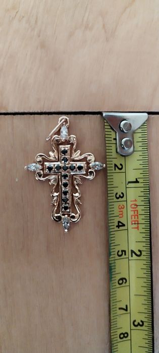 Золотые изделия 585 пробы