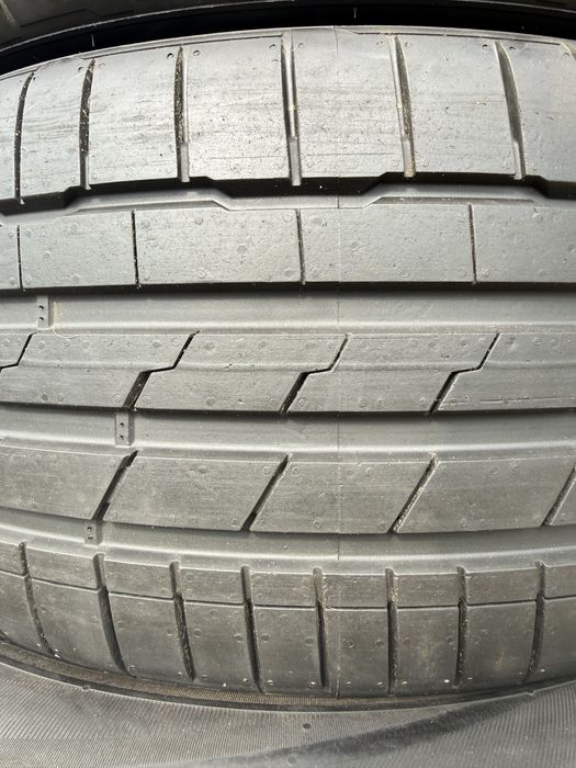 Шини літні 235/35/19 Hankook S1 EVO3 K127 235/35r19 пара