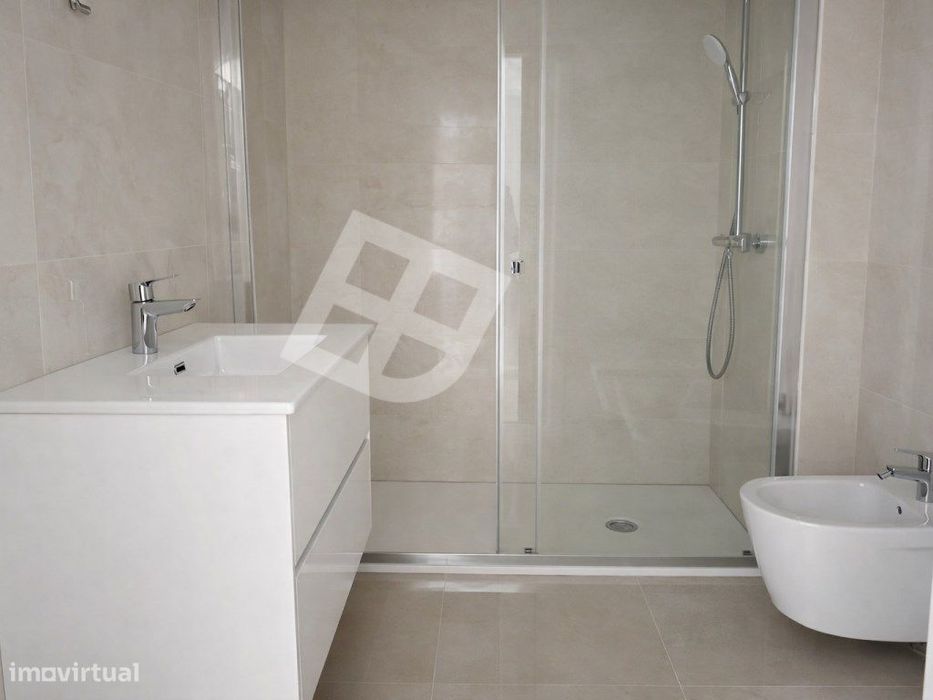 Apartamento T3 c/ Terraço - Pronto Habitar | Esgueira