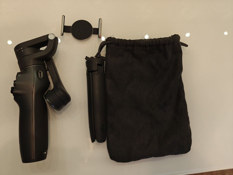 DJI osmo mobile 6