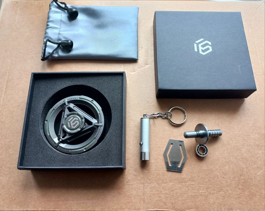 Эксклюзивный металлический спиннер для детей и взрослых+комплект