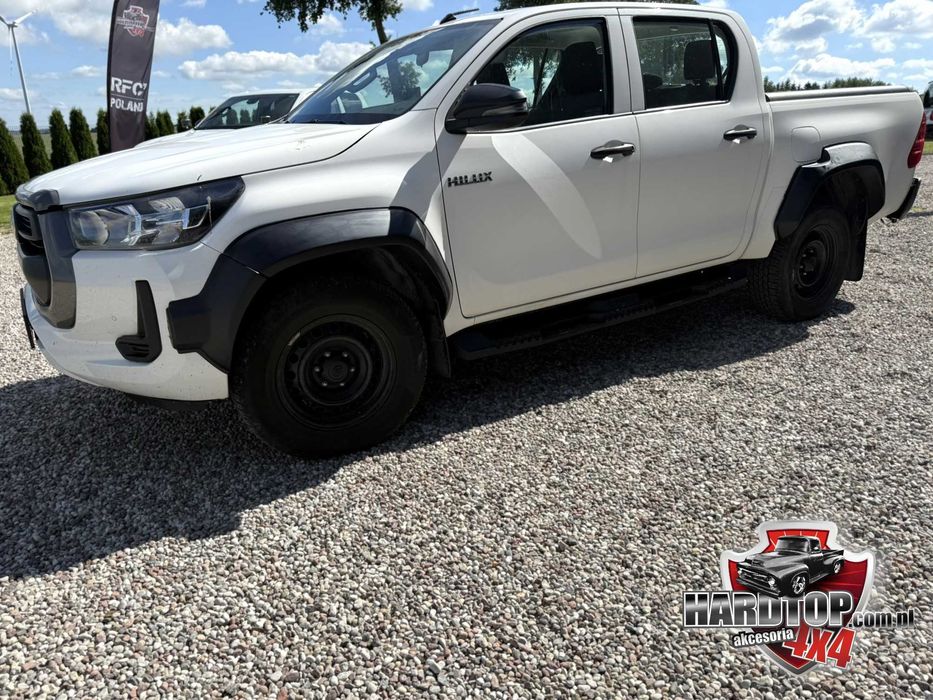 Progi Stopnie boczne Heavy Duty - Toyota Hilux 2015+