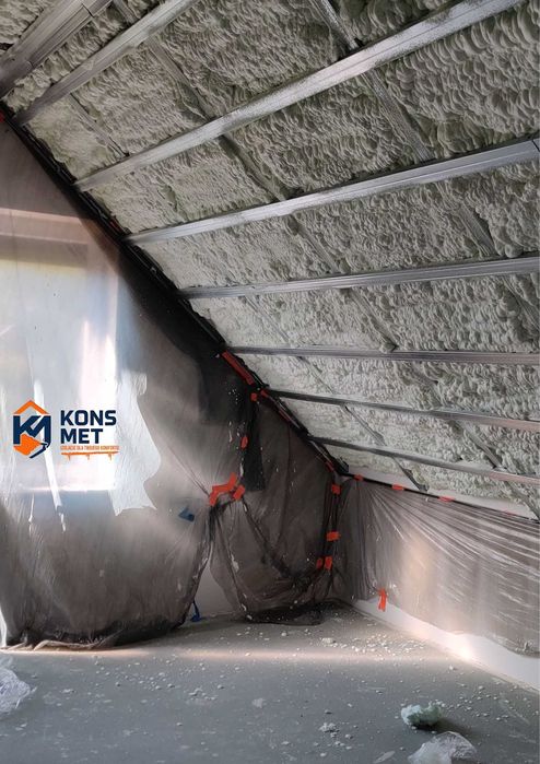 Ocieplenia pianą PUR Izolacja poddasza pianką PUR Łódź