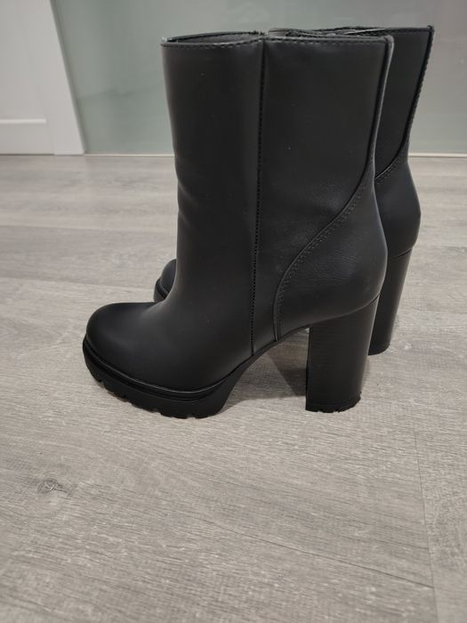 Buty botki kozaki Clara barson z ccc  37