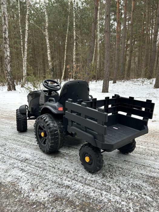 Traktor elektryczny 12V z przyczepą pilot EVA