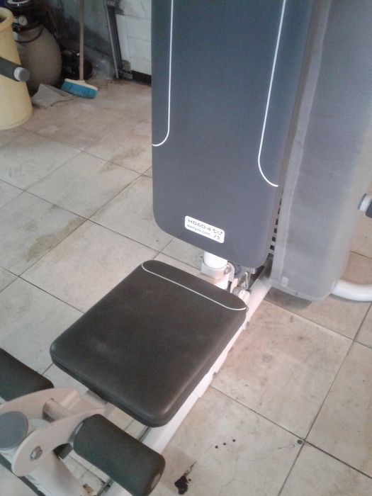 Máquina de musculação multifunções DOMYOS HG60-4, com muitos acessório