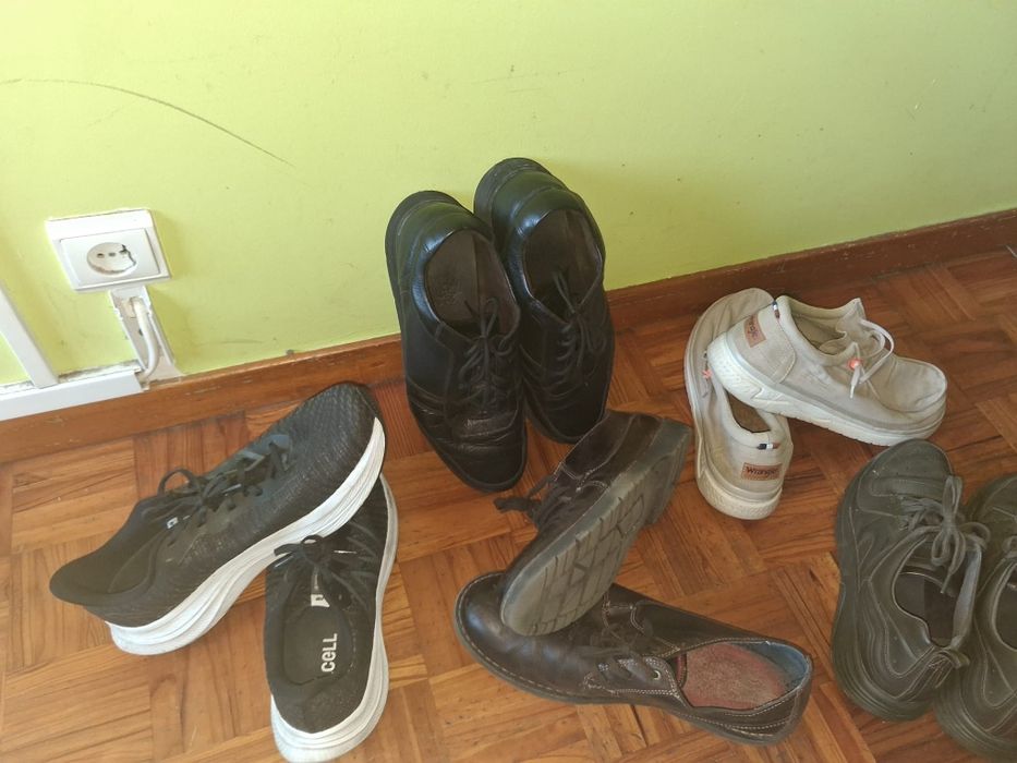 6 pares  de sapatos e tênis ,usado poucas vezes