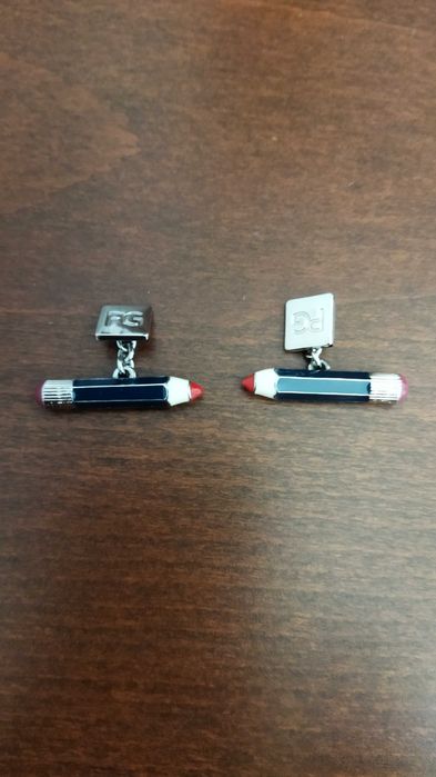 Botões de Punho  -  Purificacion Garcia