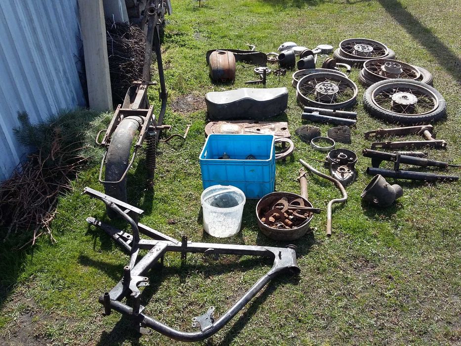 Wsk 125 czesci sprzedam