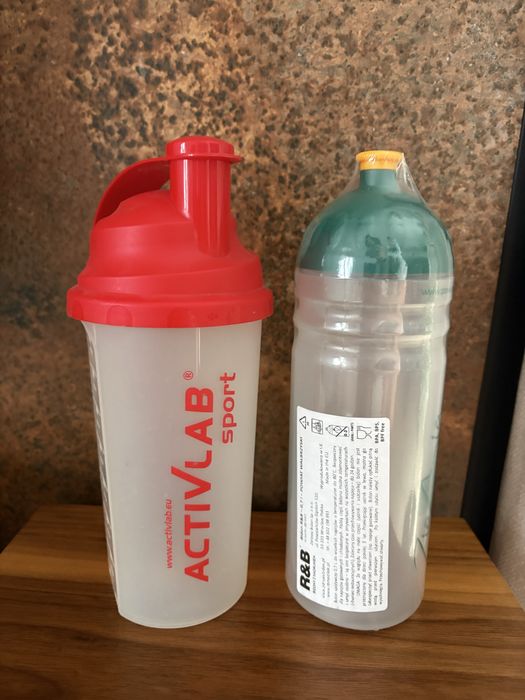 Bidon Shaker Szejker butelka na wodę odżywkę białko odżywki