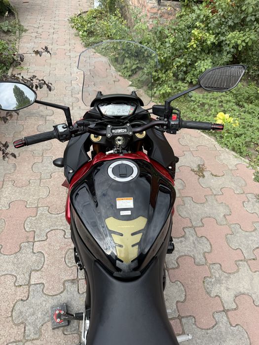 Мотоцикл Suzuki GSX-S1000F розмитнений