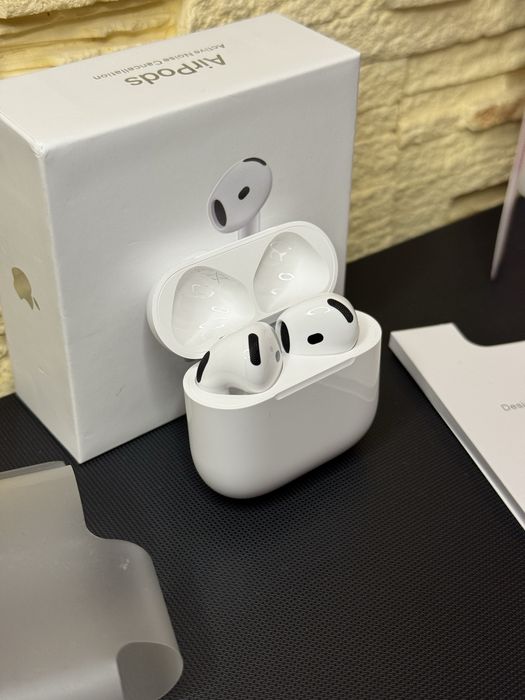 Навушники Apple Airpods 4 ANC з активним шумоподавленням
