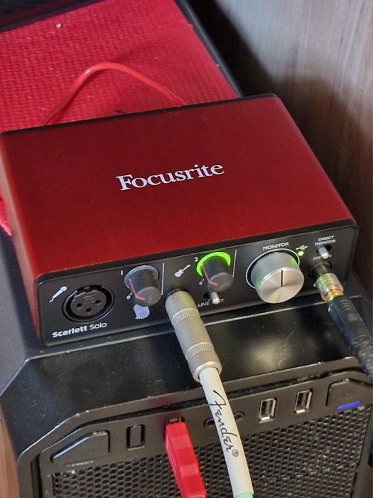 Focusrite Scarlett Solo 2 gen, звукова карта USB