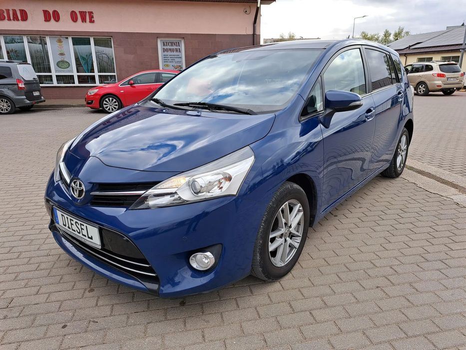 Toyota Verso 1.6 D-4D 112 KM *Panorama dach*Nawigacja*Kamera cofania*Tempomat*2015r