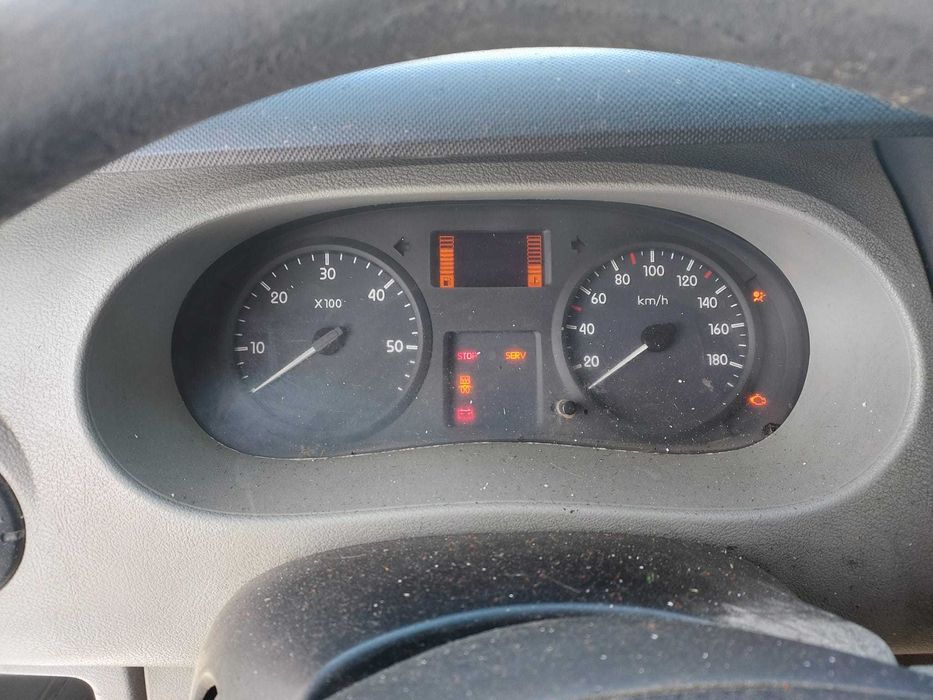 Samochód dostawczy Renault Master DOKA