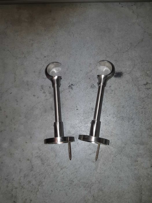 Varões em inox para cortinados