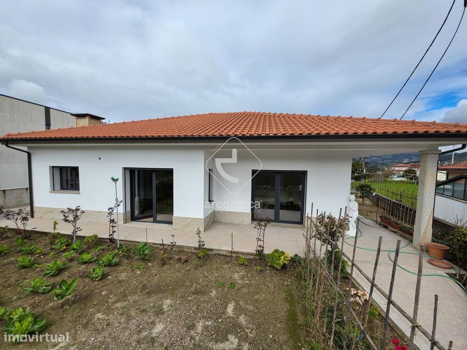 Moradia T3 Nova com Acabamentos de Excelência – Vila Nova de Muía, Pon