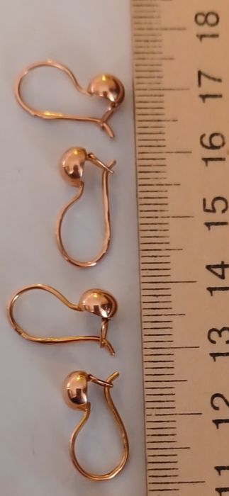 2Золотые серьги..