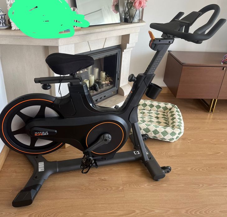 Bicicleta estatica matrix