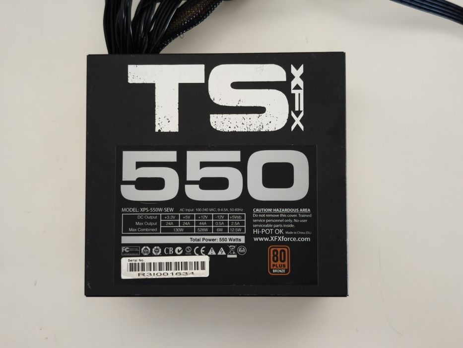 XFX TS 550 - Fonte de alimentação (PSU)