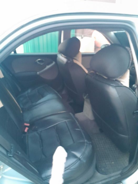 Rover 75 – Este clássico compacto de 1999 para venda
