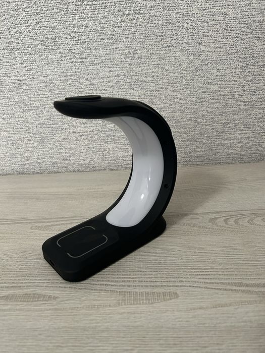Магнітна зарядна станція 3в1 MagSafe + LED лампа для Apple iPhone / Watch / AirPods