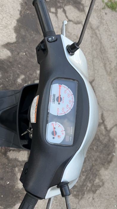 Скутер SUZUKI Lets 2