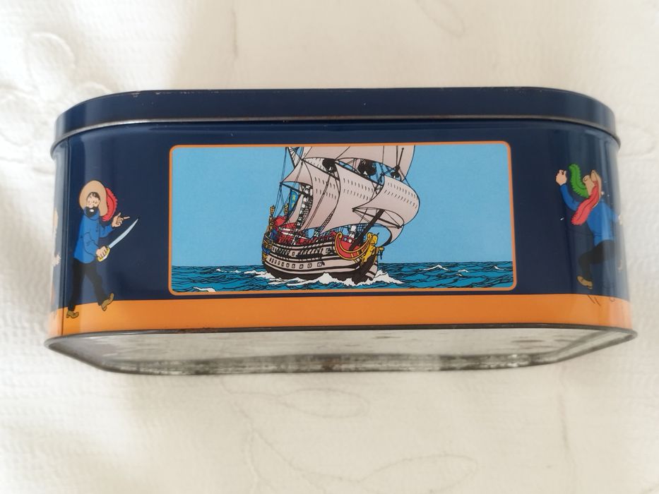 Caixa metálica do Tintim. Estas caixas foram lançadas em quantidades l