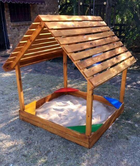 Пісочниця для діток