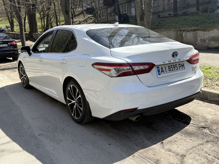 Аренда Toyota Camry 70 hybrid