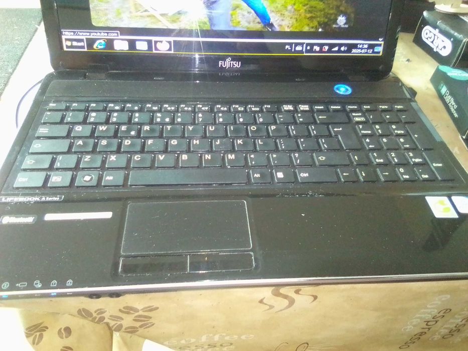 Laptop fujitsu lifebook AH531  2,2 ghz 4gb ram 500gb dysk