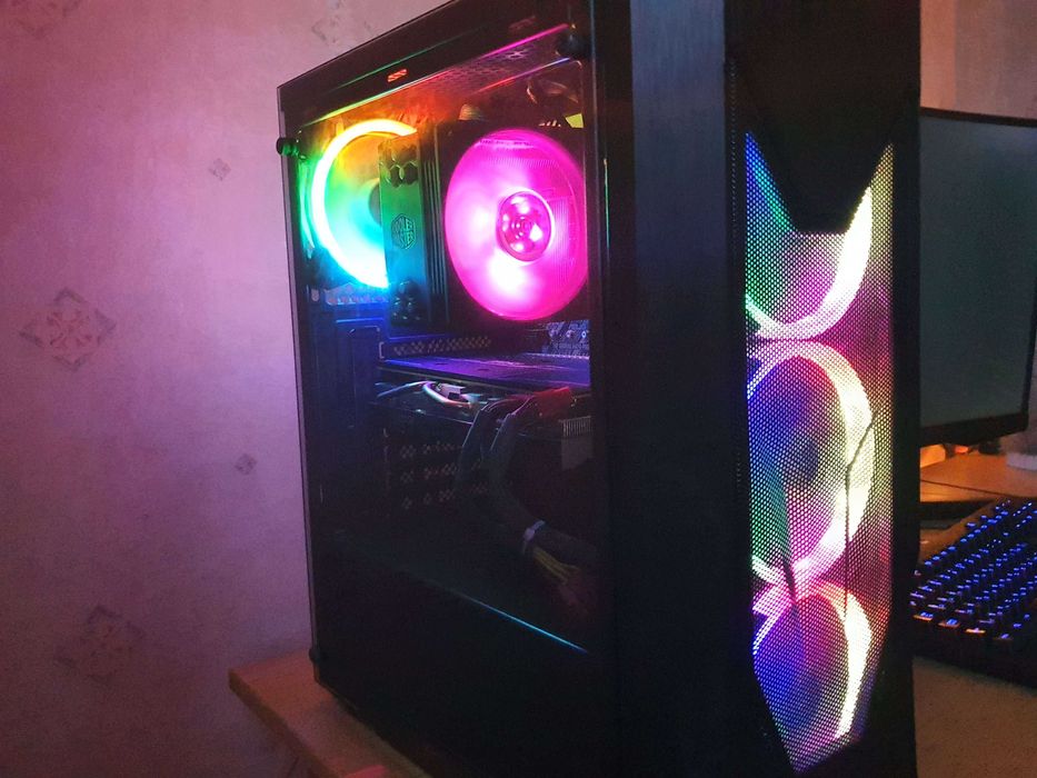 Полный комплект игровой ПК(i7-10700F/RX5700XT/RAM32GB/SSD500GB+HDD2TB)
