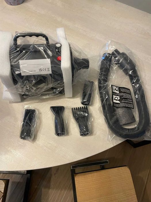 Suszarka do psa z długim wężem i wymiennymi końcówkami NOWA