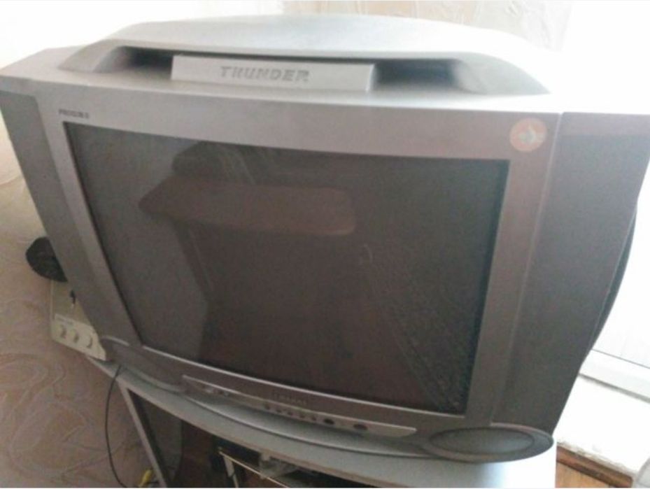 Продам телевизор