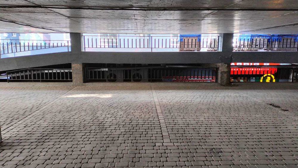 Паркомісця, центр, дешево, Івано-Франківськ