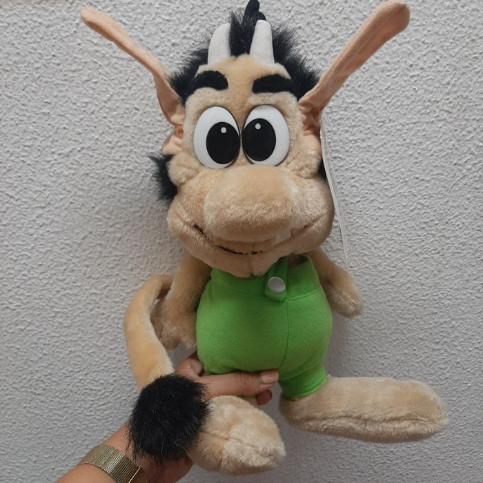 Hugo Doll (1996)64297819205635122