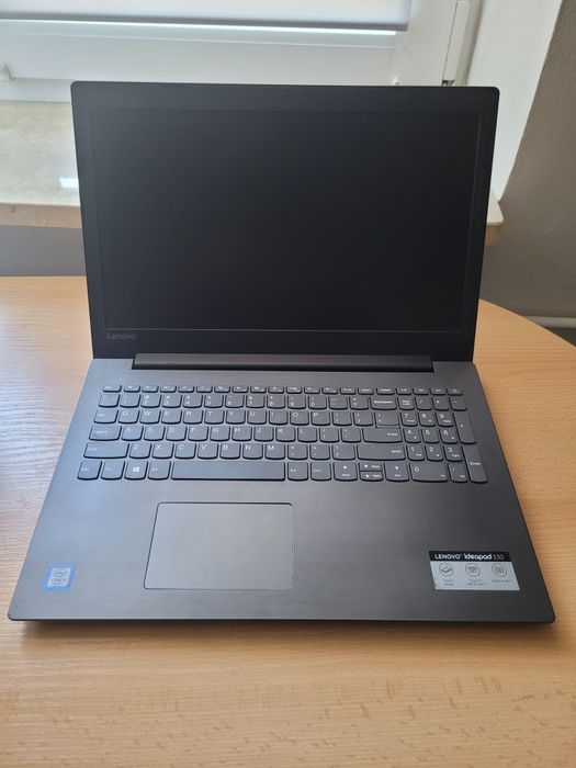 Lenovo ideapad  i5-7200u 8GB ram 480 GB SSD Windows 10