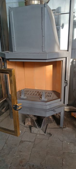 Камінні топки з Європи ..Чавунна топка вставка.каминная топка Les radi