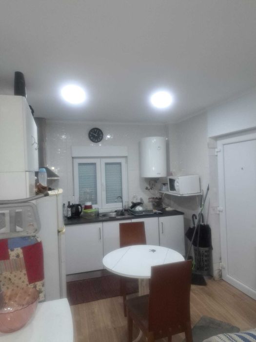 Quarto para arrendar