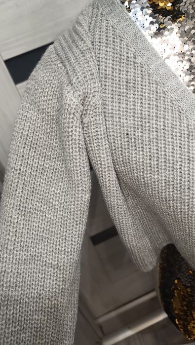 Sweter na wiązanie dla kobiet