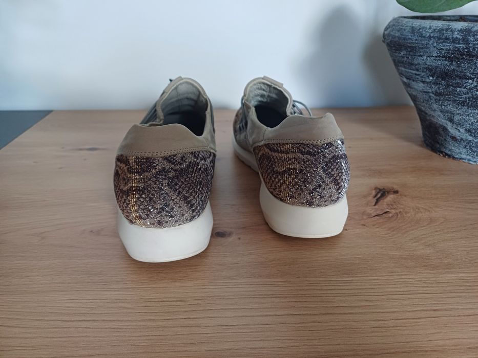 Buty Waldlaufer rozmiar 42 półbuty sneakersy H