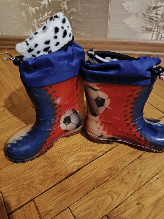 Резиновые сапоги с теплым носочком 32. Стелька 19.5смр