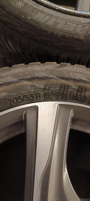 Jantes Volvo R-Design 16 polegadas