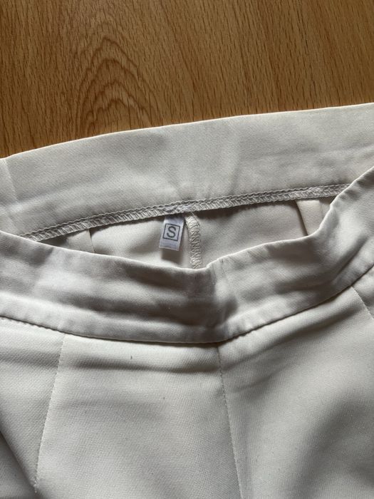Штани класичні блакитні, білі XS i S