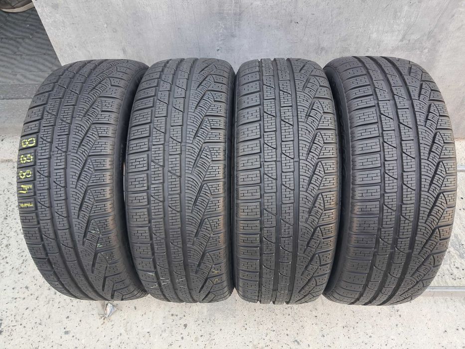 Резина зимова, Pirelli Sottozero Winter 210 Seria II AO 235/50 R19