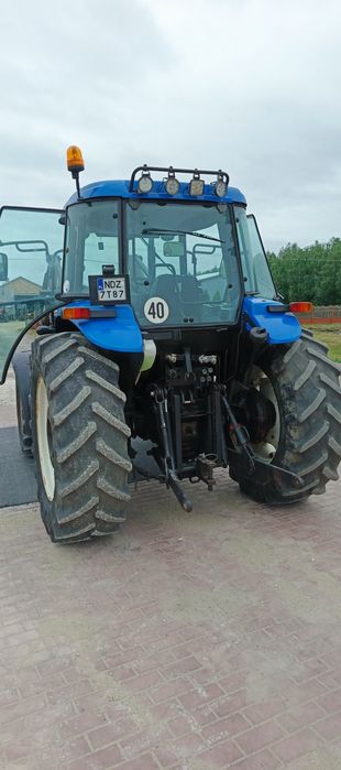 New Holland td 5050