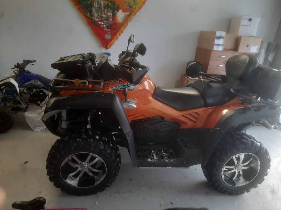 Quad CF moto terralander 4x4