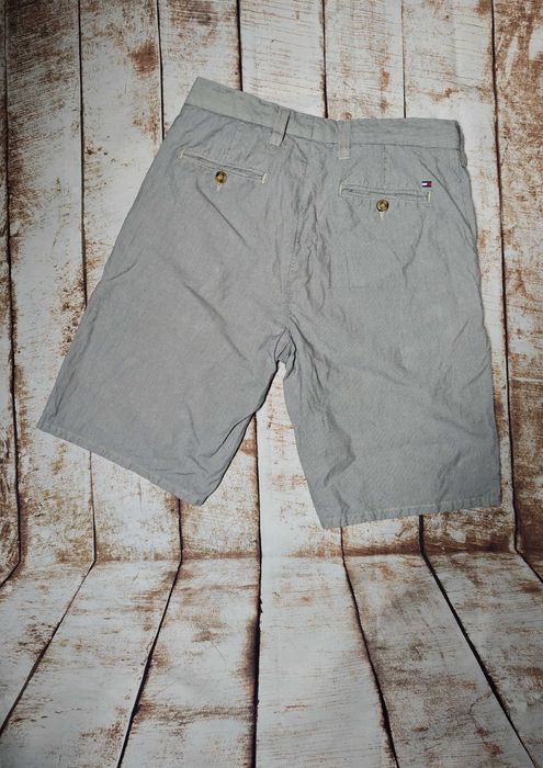 Spodenki w paski Tommy Hilfiger